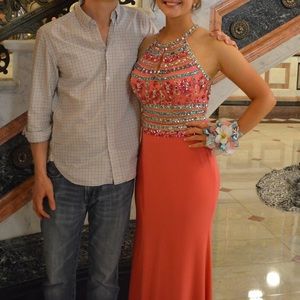 Size 4/6 Coral Pink Prom Dress